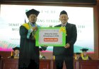 Wisudawan Serahkan Wakaf Sebesar 49 Juta Kepada STEI SEBI