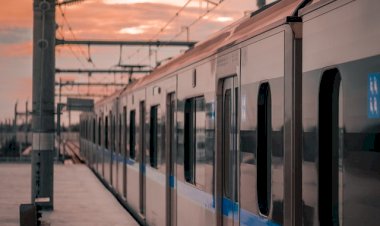 Rindu dan Kereta Terakhir Itu