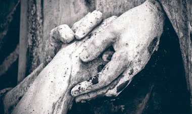 Elegi Sarpin dan Sarpini