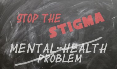 Melawan Stigma Negatif Penyintas COVID-19 melalui Media Sosial sebagai Sarana Komunikasi yang Efektif