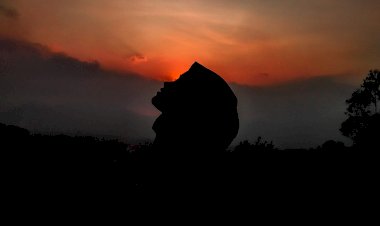 Gadis Hujan dan Tuan Mentari