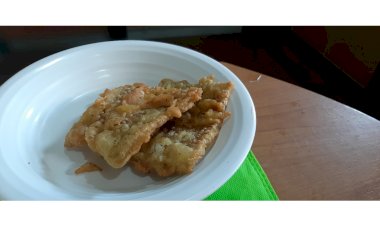 TIPE PEMIMPIN MENURUT DARWIN, SEORANG PENGGEMAR BUBUR AYAM