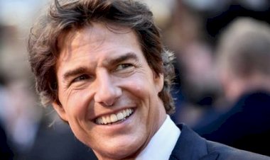 Adegan Aksi Berbahaya Tom Cruise Menahan Napas di Bawah Air