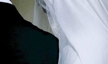 Menjadi Istri yang Tercantik di Hati Suami