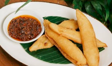 PISANG GORENG DAN SAMBAL