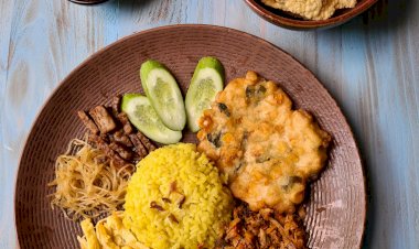 Merindukan Nasi Kuning Bagadang