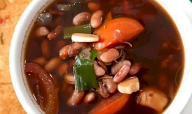 Angeun Kacang dan Makna Lagu Tokecang