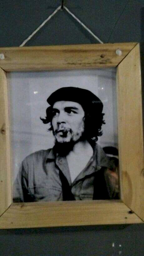 Che