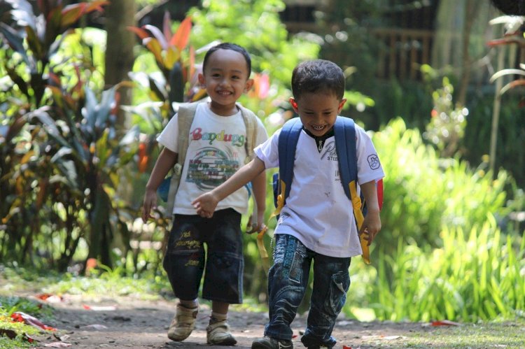 Pendidikan Karakter Anak: Tanggung Jawab Siapa?