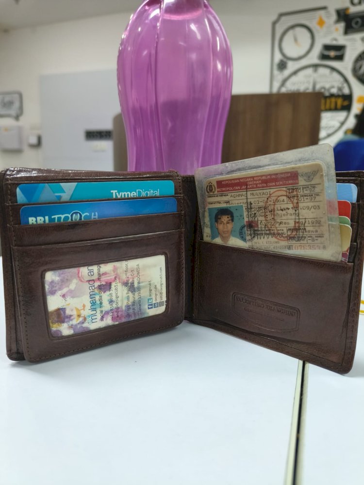 Dompet Keramat